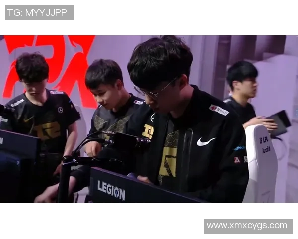 利物浦深夜动态引发热议疑似回应转会传闻引球迷无限猜测